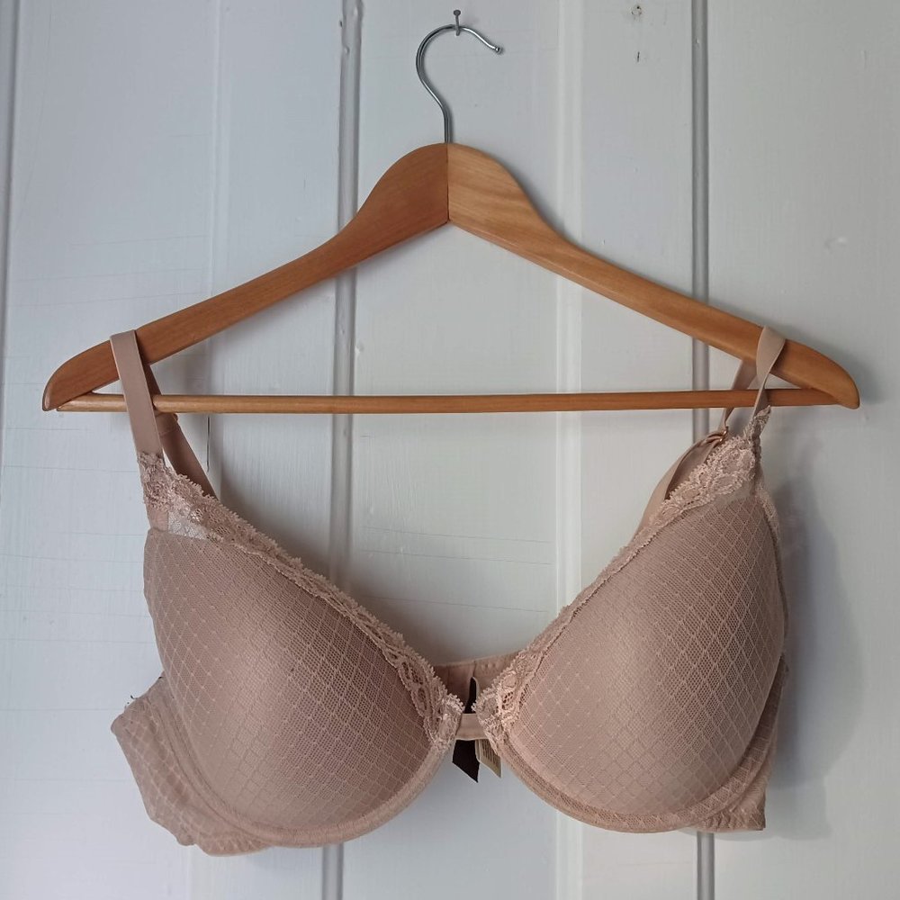 True & Co underwire bra (36D)